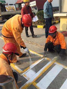 PPG 清潔工程車間管道、線路、 設(shè)備清潔及地面安全標(biāo)識涂裝